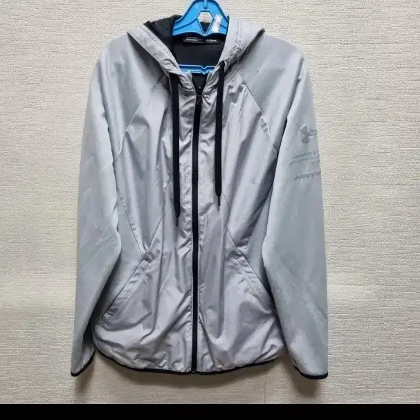 x379 언더아머 남성 바람막이 점퍼