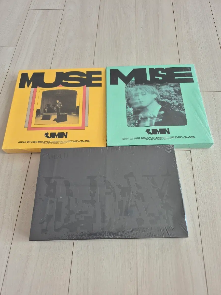 미개봉 지민 MUSE 앨범 2종 + D-DAY 앨범 배송비포함