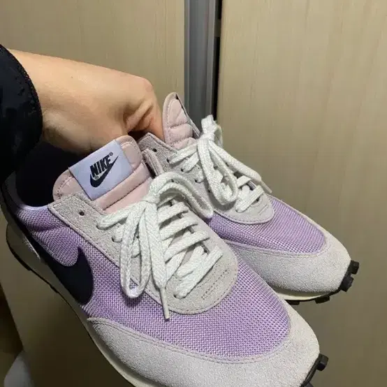 나이키 데이브레이크 285 라벤더