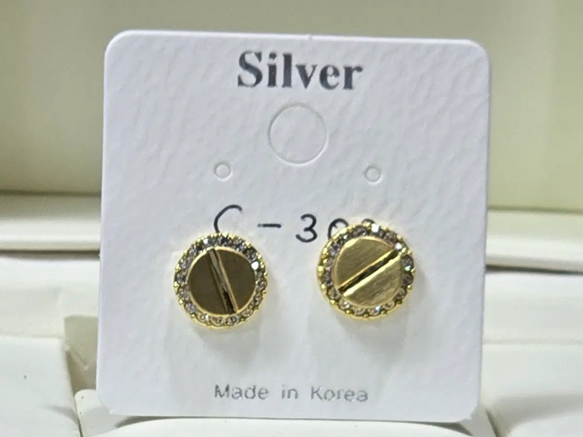 실버포스트 스크류 귀걸이