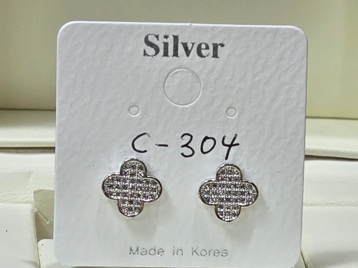 925은침 큐빅 귀걸이 C-304