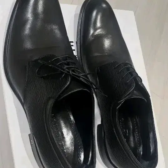 루이비통 남성 구두 블랙