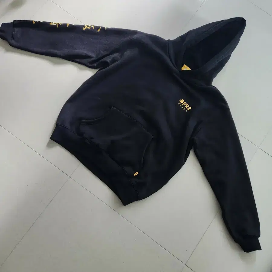 FR2 오사카 후드티 블랙 L