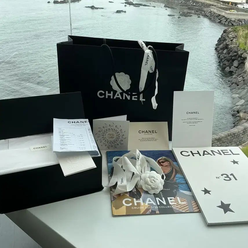 샤넬 CHANEL SS25 프리 컬렉션 램스킨 쇼퍼백 AS5413 사진 6