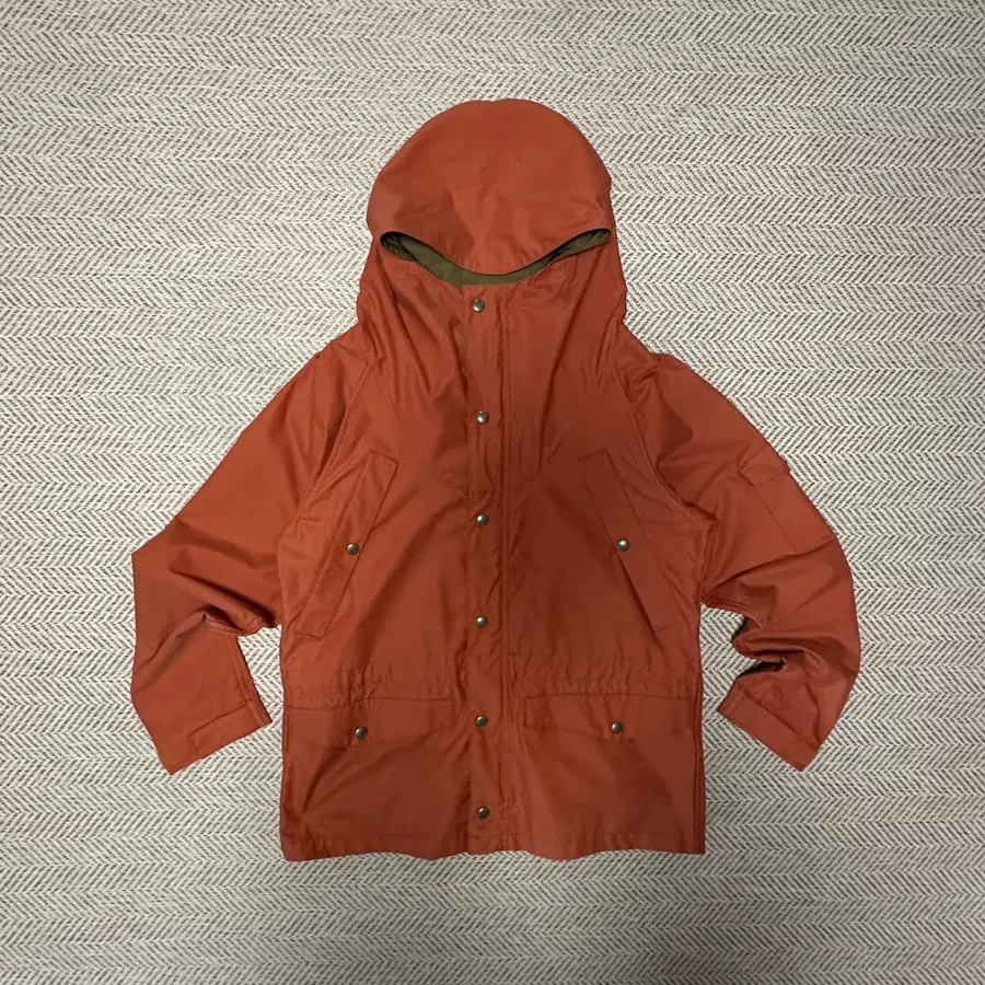 BEAMS PLUS mountain parka