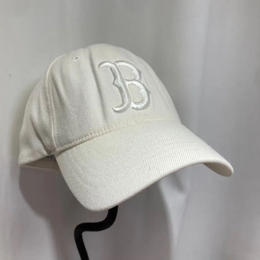 [55XS-S]MLB B자수 볼캡 모자 화이트 3