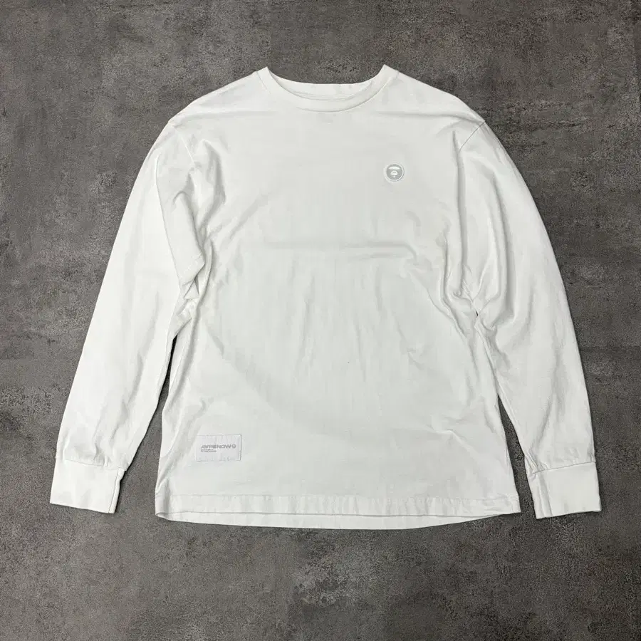 에이프 바이 베이프 AAPE NOW 문페이스 로고 티셔츠 화이트