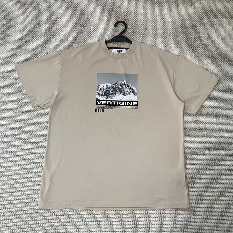 M MSGM 그래픽 라운드 반팔티 N.7943