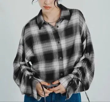 양류 체크 소매 셔링 셔츠 렙심 미사용 새상품 이번 시즌 신상