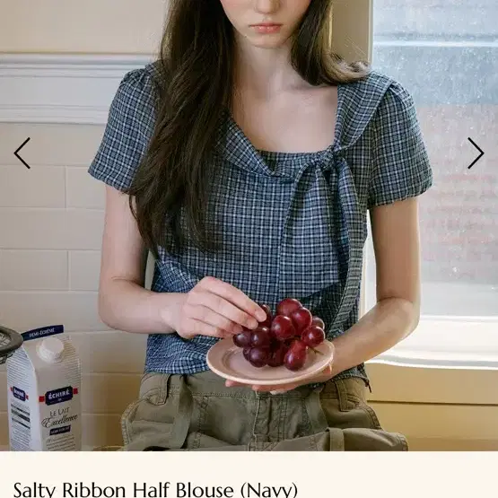 레터프롬문 솔티 리본 하프 블라우스 Salty Ribbon Half Blouse (Navy)