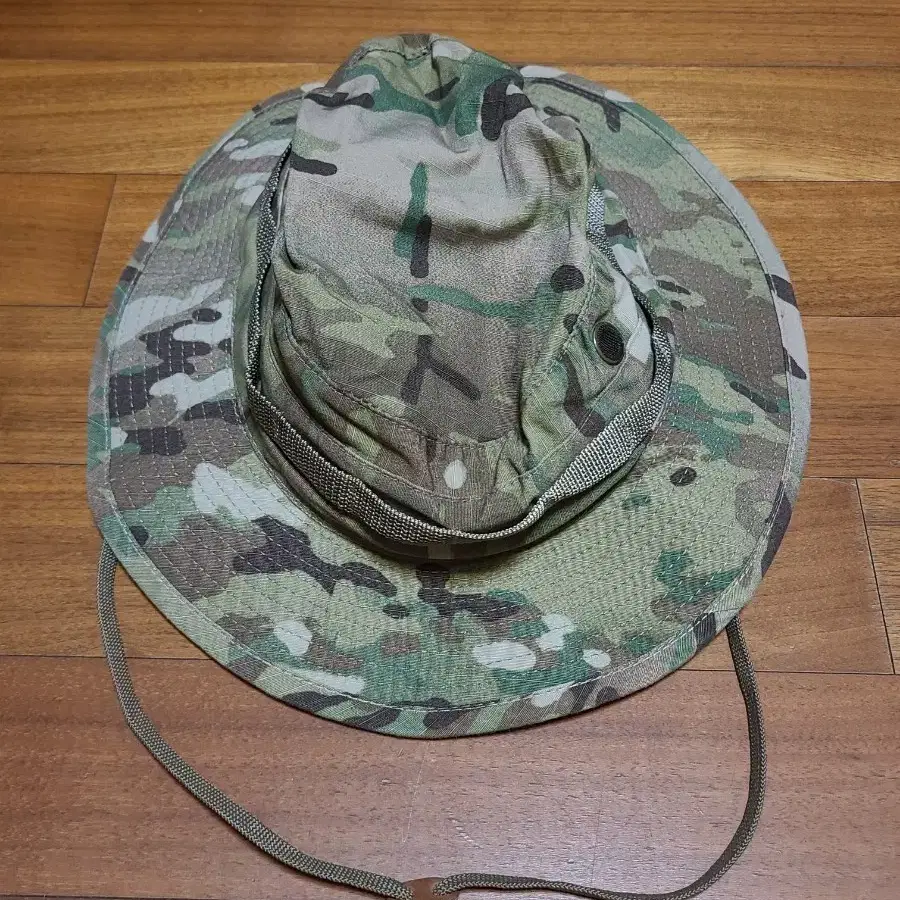 미군 오리지날 멀티캠 부니햇 신품 7 3/8버나드