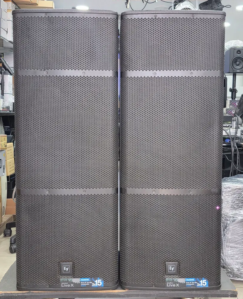 중고 ELX215 EV 15인치 더블 스피커/ 1조/ 4Ohms 600W * 2
