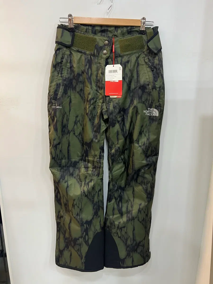 노스페이스 드라이벤트 카모 패턴 스키 바지