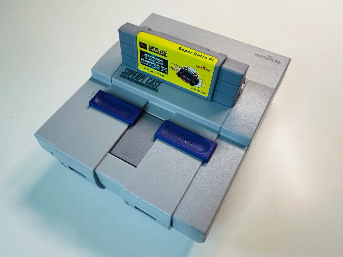 레트로플래그 닌텐도 SNES/SFC 슈퍼패미컴 케이스 라즈베이파이 3B기반 에뮬레이터 게임기 새상품 판매 (게임보이, DSL)