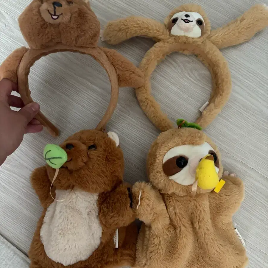 에버랜드 머리띠, 인형