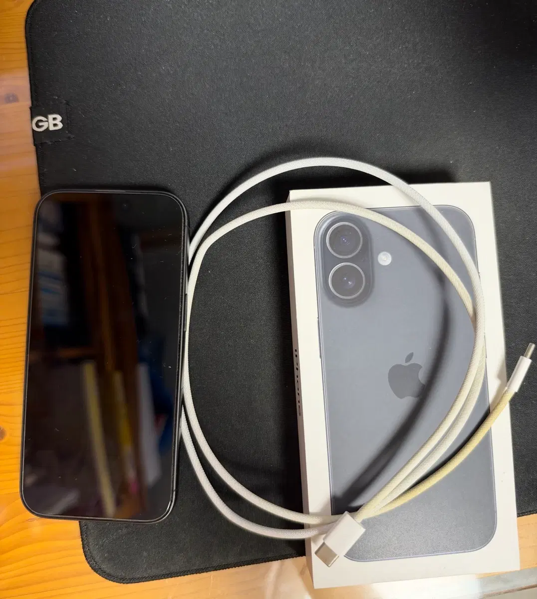 아이폰 17 블랙 256gb 배터리 97