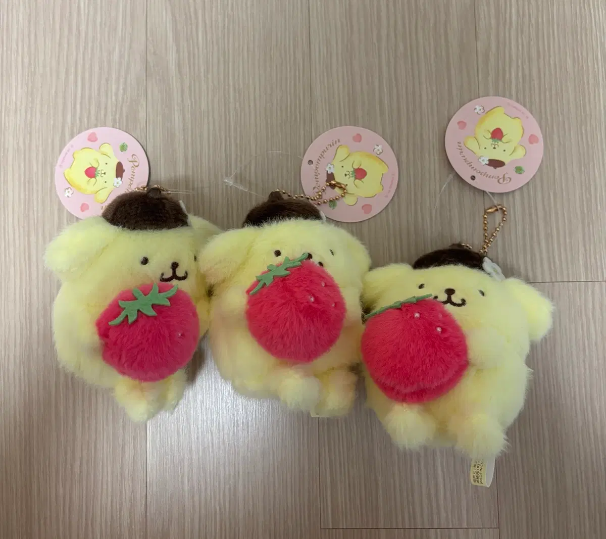 폼폼푸린 딸기 키링 인형 팔아요
