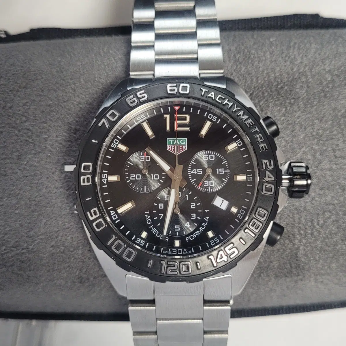 태그호이어 포뮬러1 크로노그래프 쿼츠 43mm