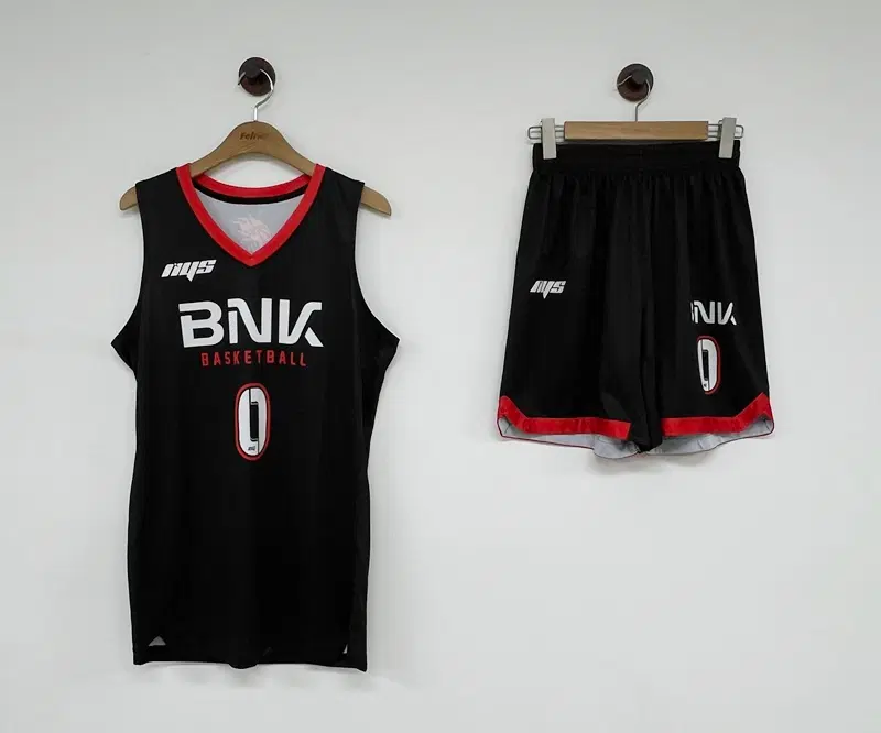 8.WKBL nys 부산 BNK 썸 여자프로농구단 홈유니폼 상하 L #0