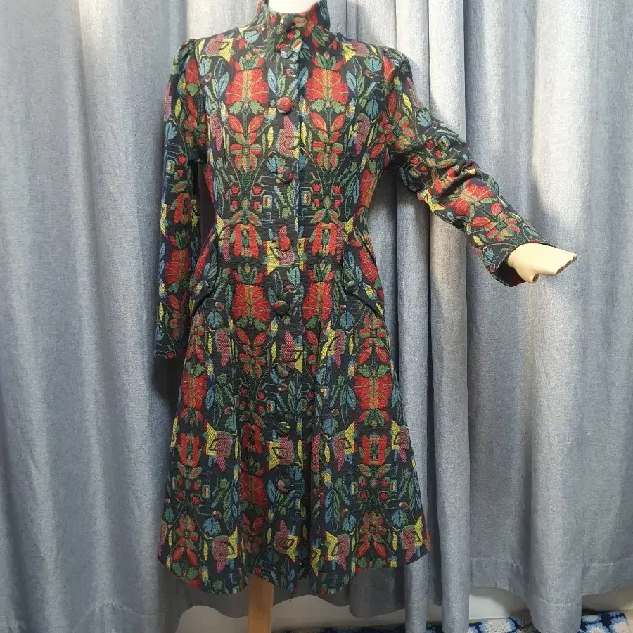 66 택249.000원 자카드 롱코트