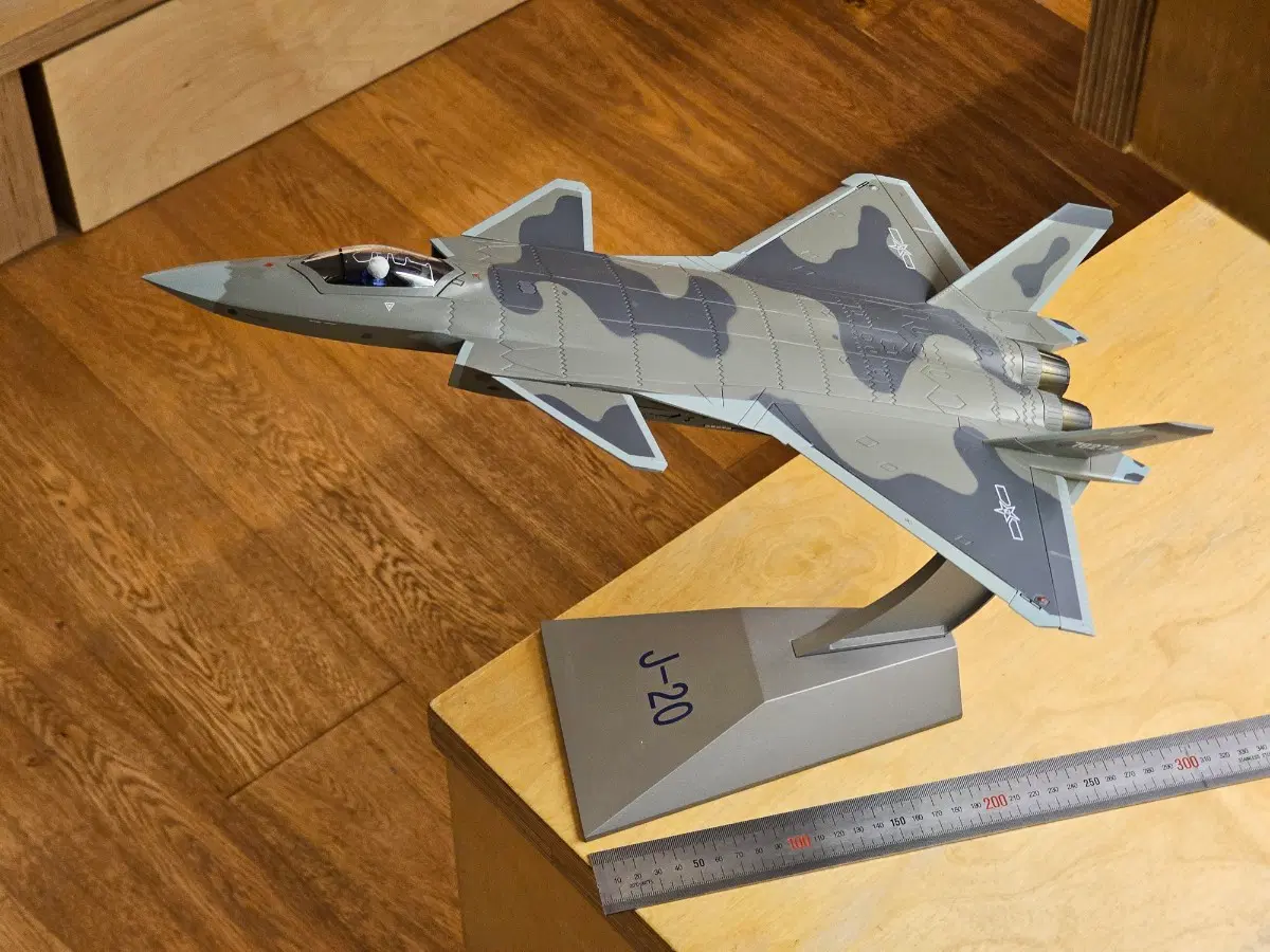 J-20 스텔스 전투기 1/48 다이캐스트 모델