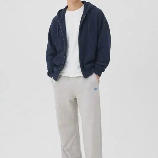 남S/LEE 오트밀 스카이 자수 밴딩 팬츠