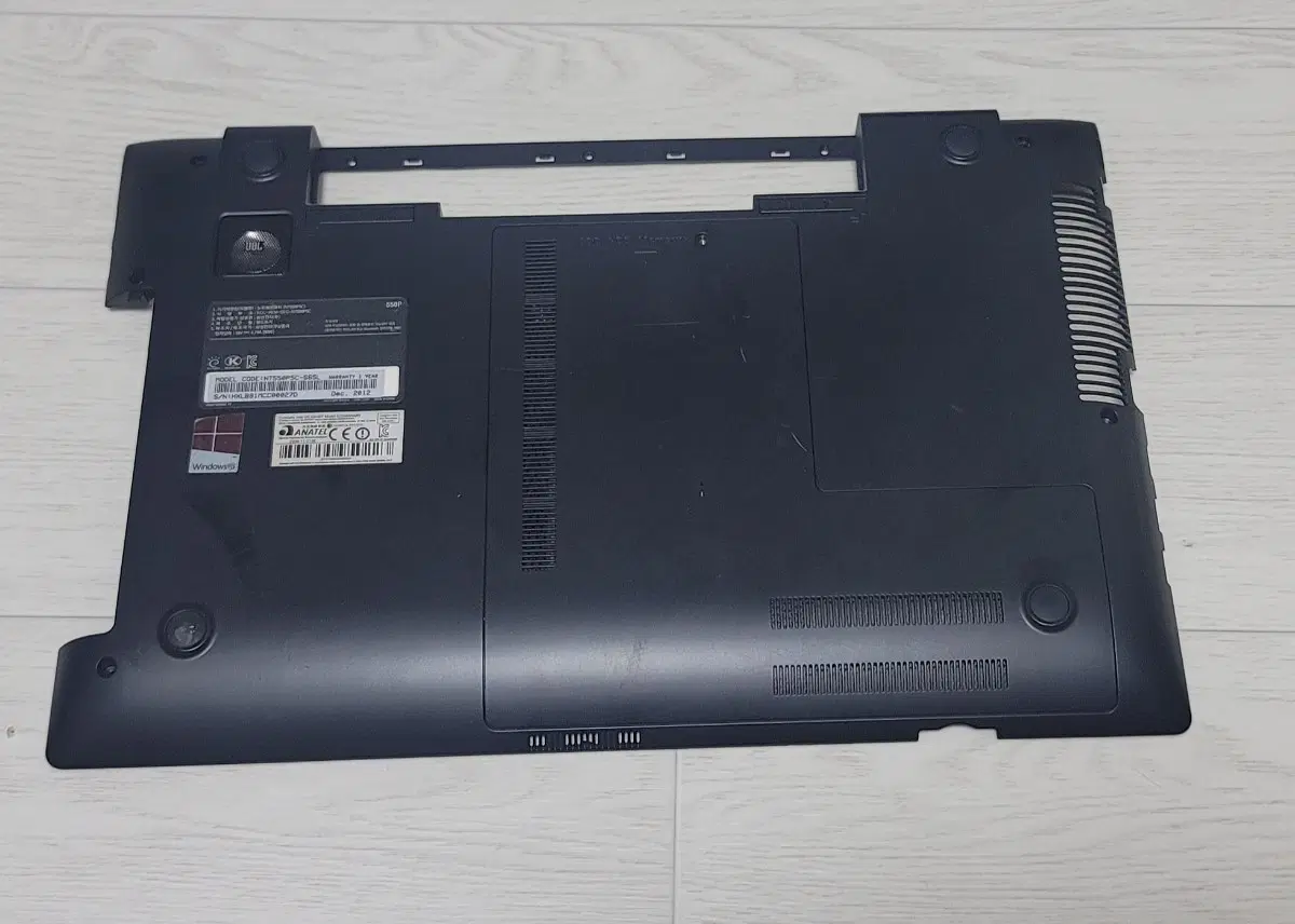 삼성노트북 NT550P5C 하판덮게
