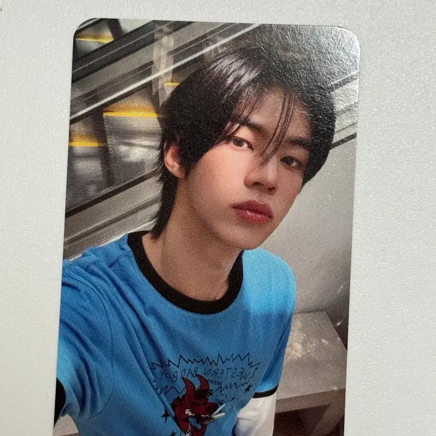 투어스 도훈 더현대 포카