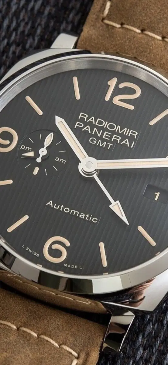 파네라이 라디오미르 PAM657