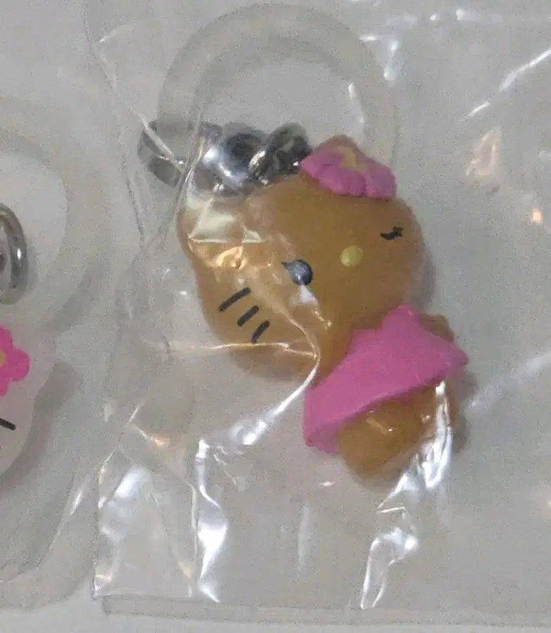 키티 메지루시 가챠 태닝