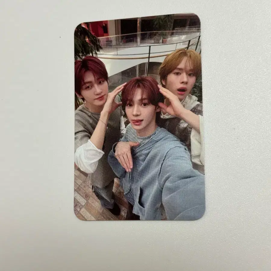 투어스 더현대 유닛 포카