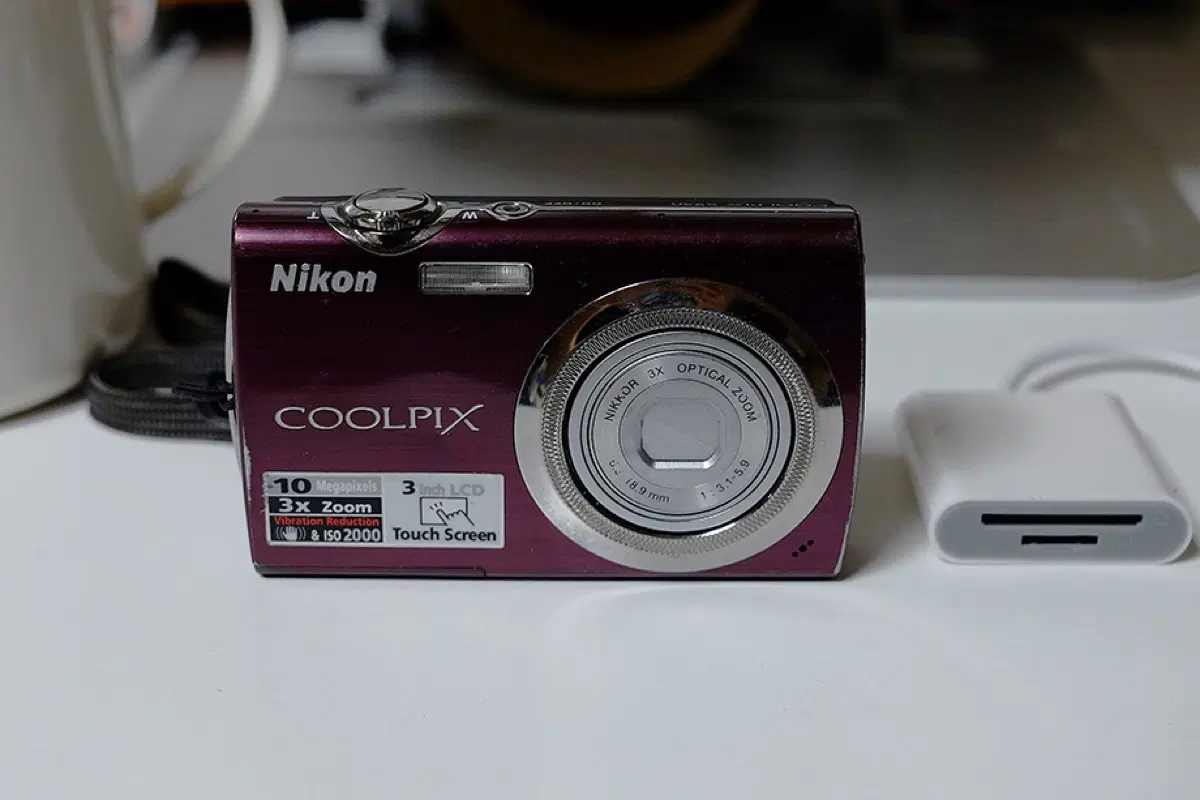 니콘 쿨픽스 Nikon COOLPIX S230 풀터치 빈티지디카 팝니다
