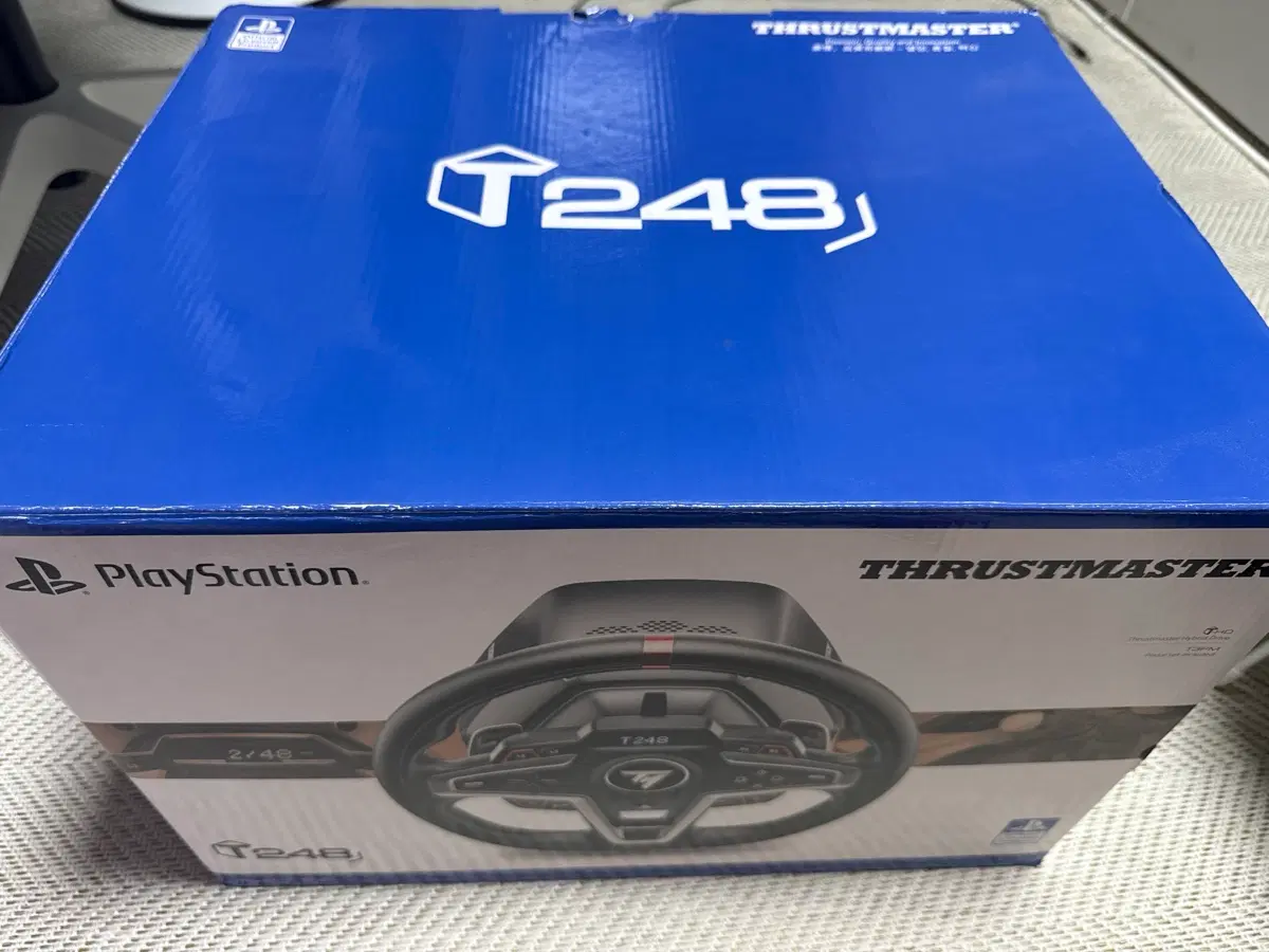 트러스트마스터 T248 레이싱 휠 (플스/PC)