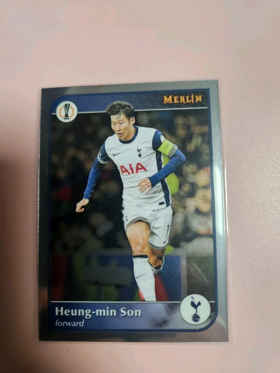 손흥민 2024 탑스 Merlin base 카드