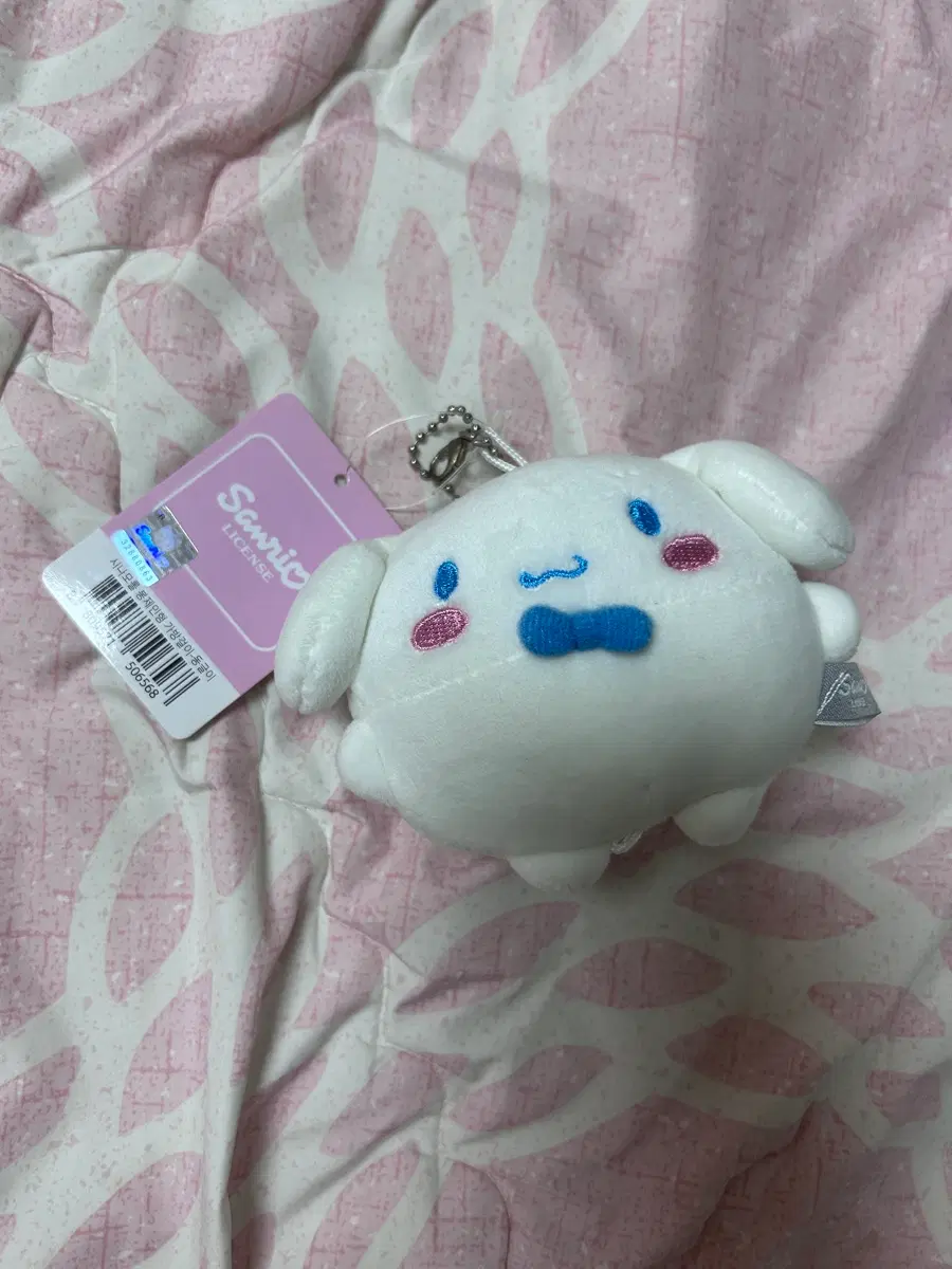 시나모롤 봉제인형 가방걸이