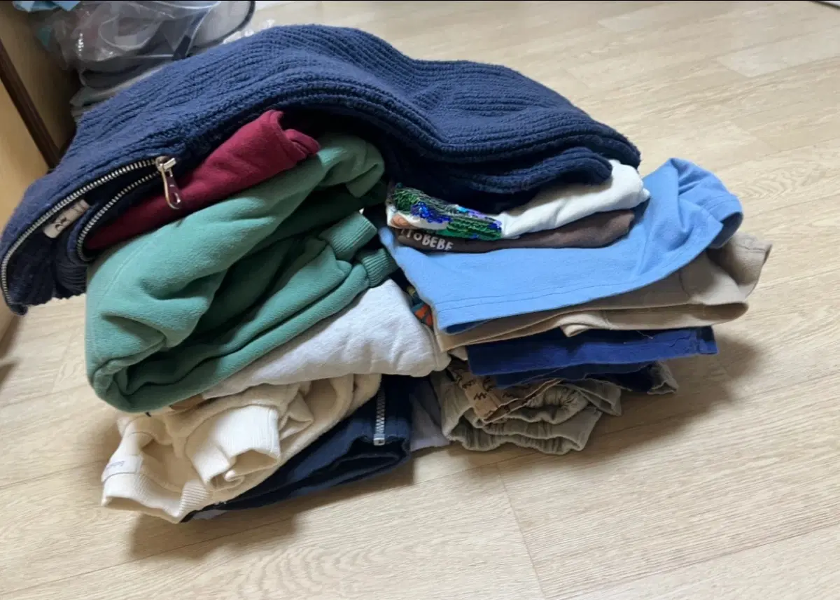 남아옷 110-130 사이즈 22벌 + 신발 3켤레 일괄