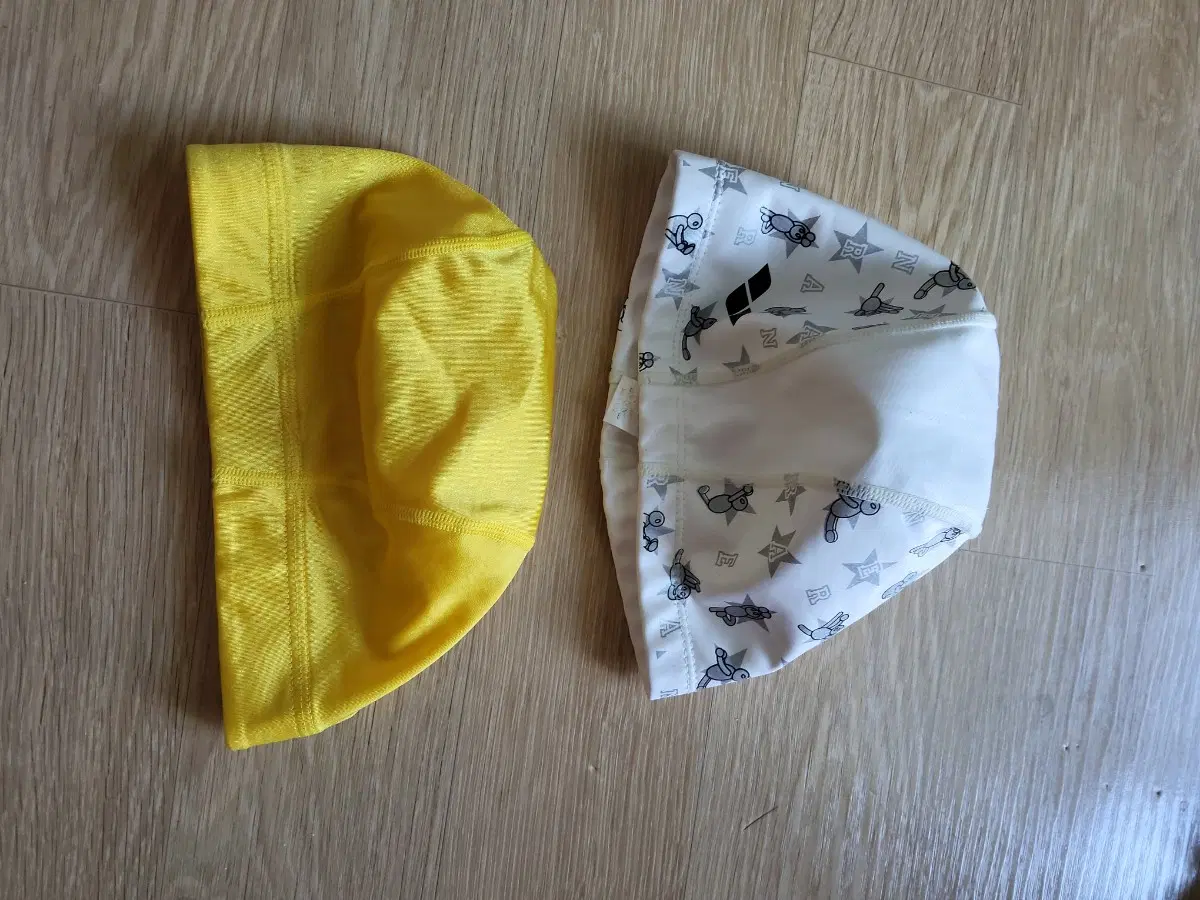 아레나 수영모자 곰돌이 패턴 (어린이용)