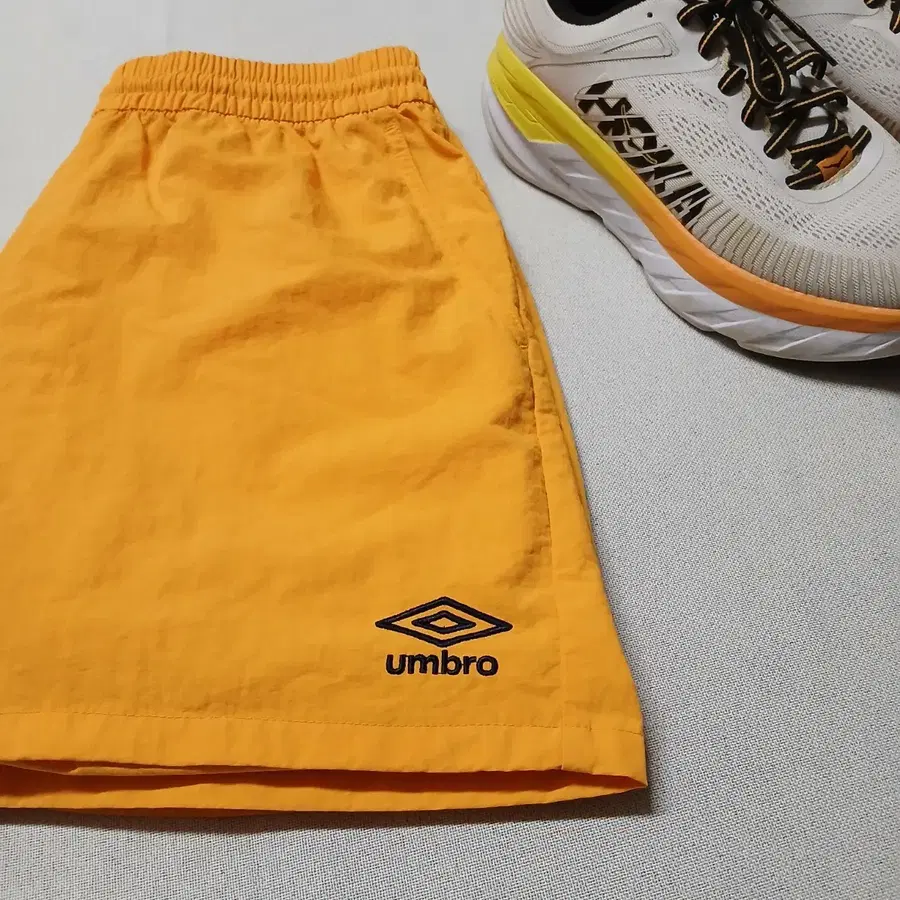 UMBRO 엄브로 나일론 바스락 반바지 쇼츠