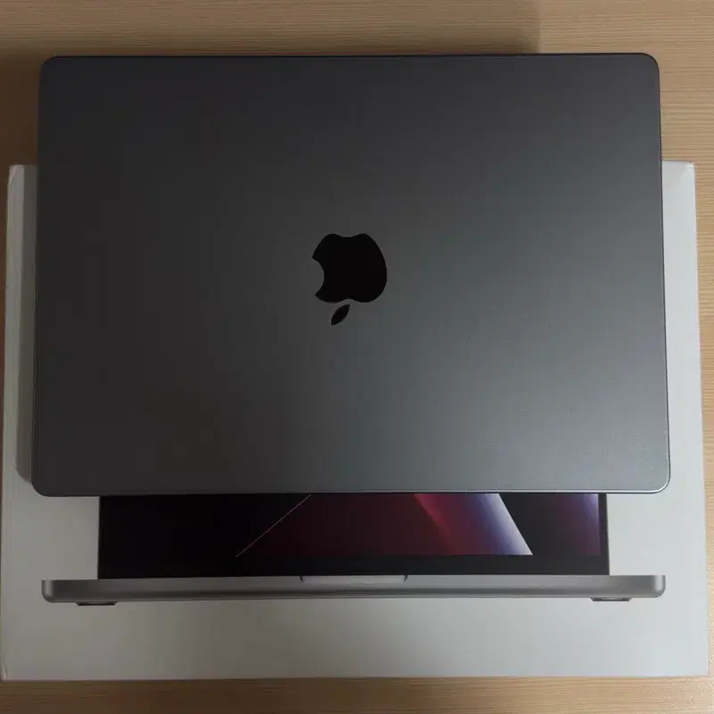 맥북 프로 14인치 M2 Pro 16GB RAM 512GB 풀박스