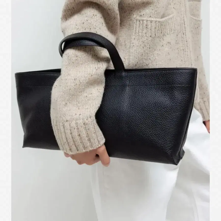 네세서리 와이드 백 미디움 (블랙)