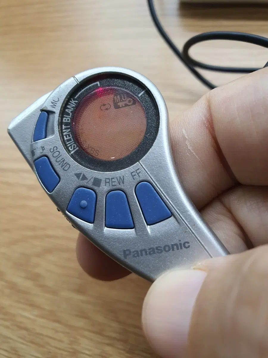 파나소닉 워크맨 빨간 투명 액정 리모콘 [RQ-SX72 등]