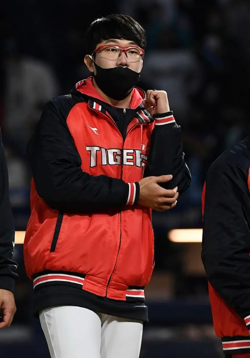 기아타이거즈 디아도라 동계점퍼 선수지급용 (2022)