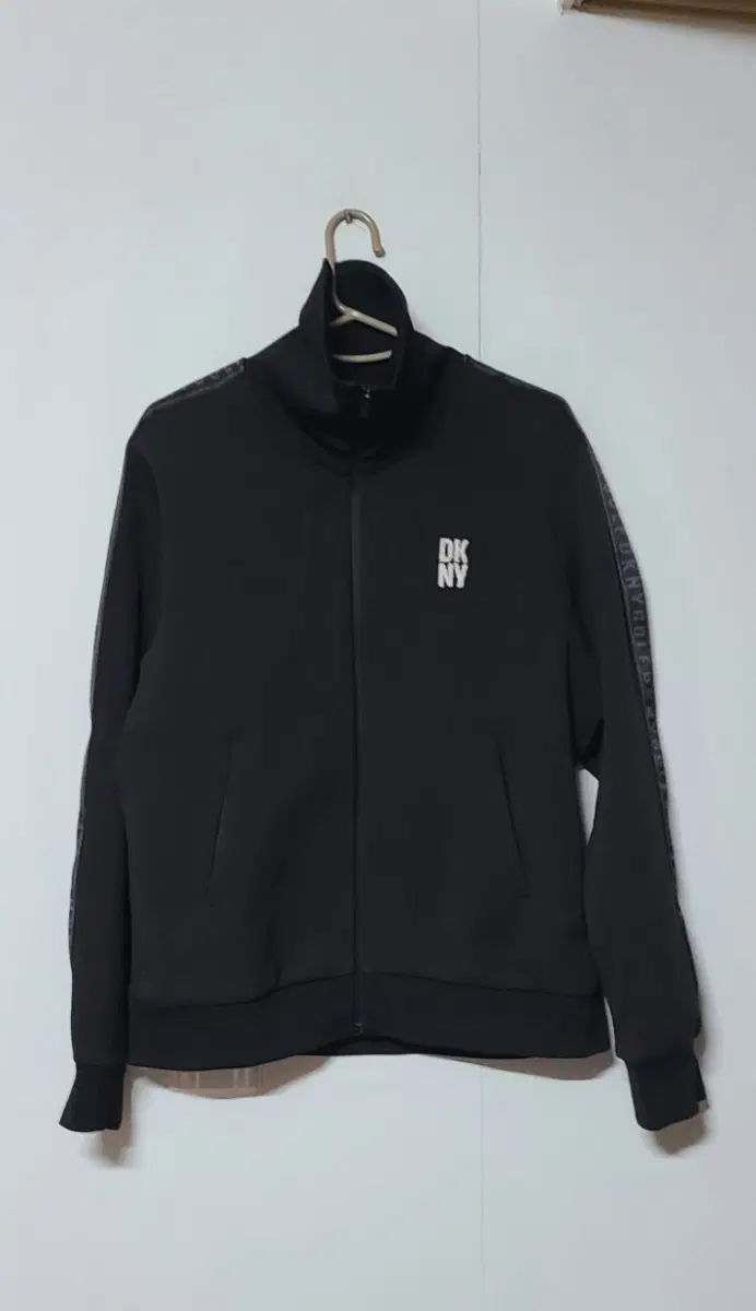 DKNY golf 트레이닝 자켓