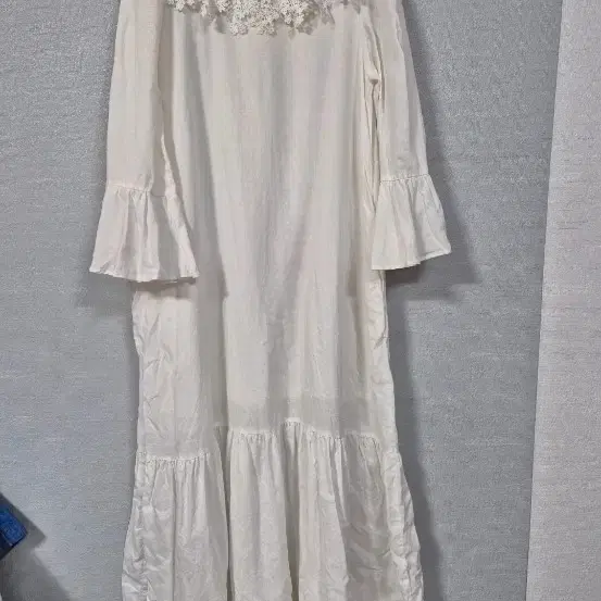 레이스카라 린넨 셔링원피스 66