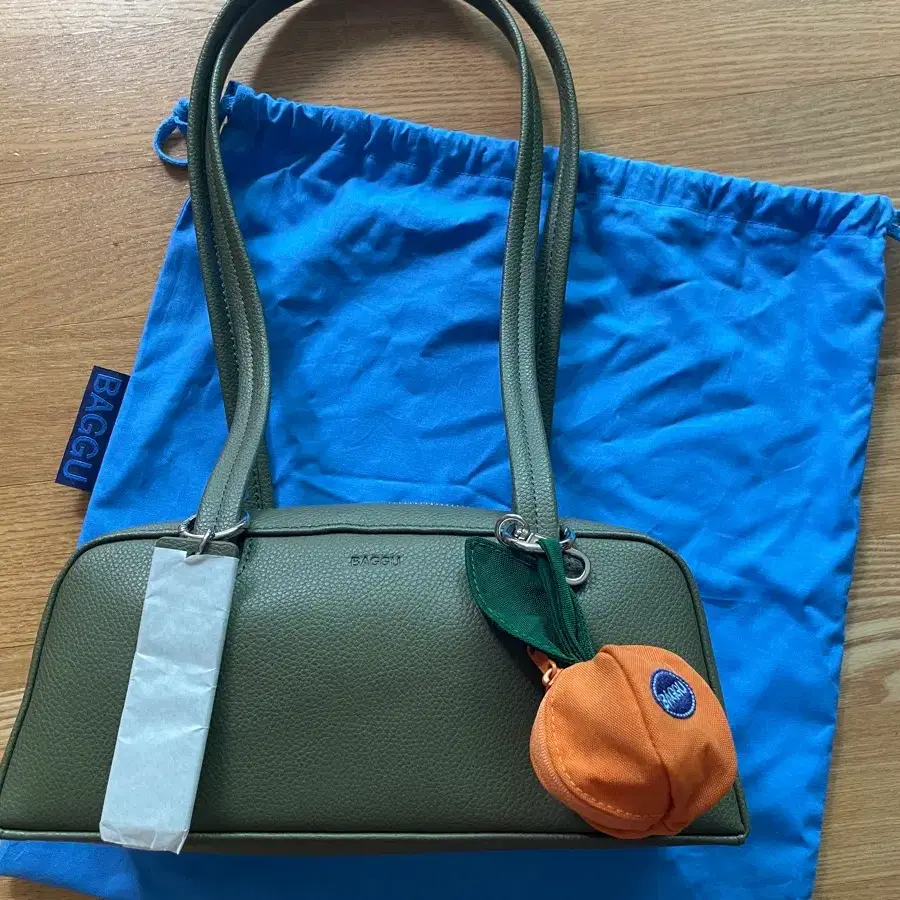 BAGGU 바쿠 loden 스몰 여성 데일리 가죽 레더 보울러 백