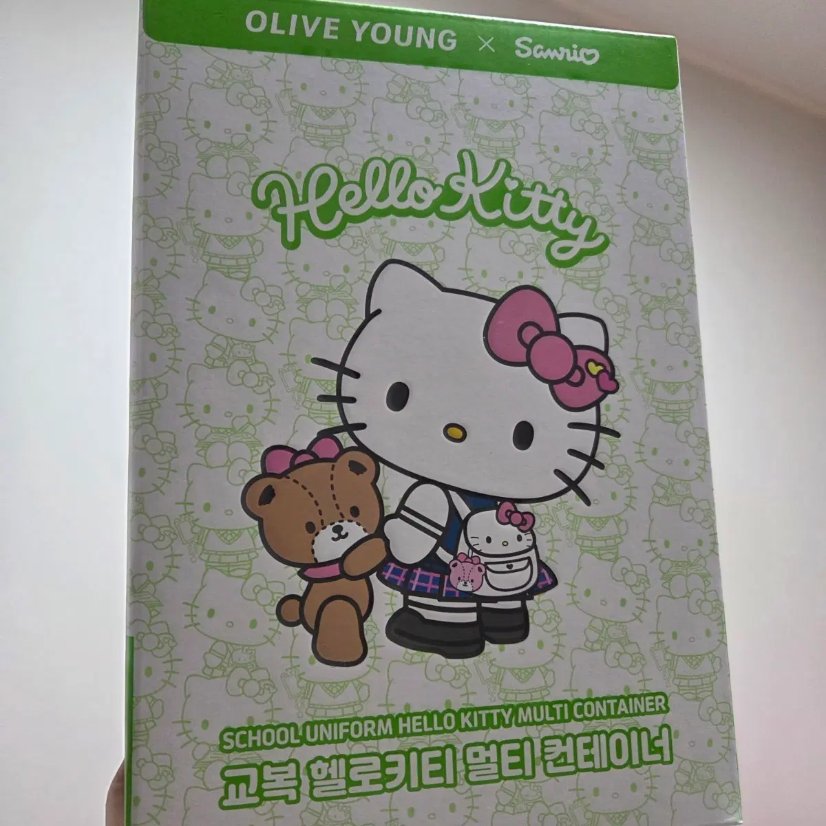 올리브영 헬로키티 멀티 컨테이너 교복