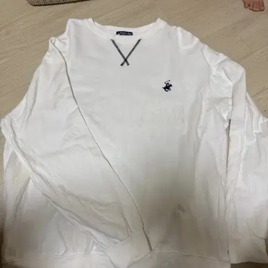 BEVERLY HILLS POLO CLUB 맨투맨 105 화이트
