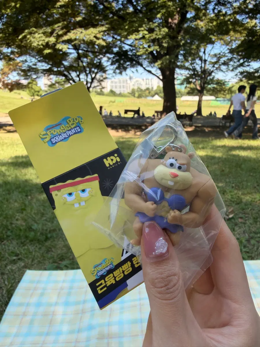 근육빵빵 스폰지밥 랜덤키링 다람이 핑핑이