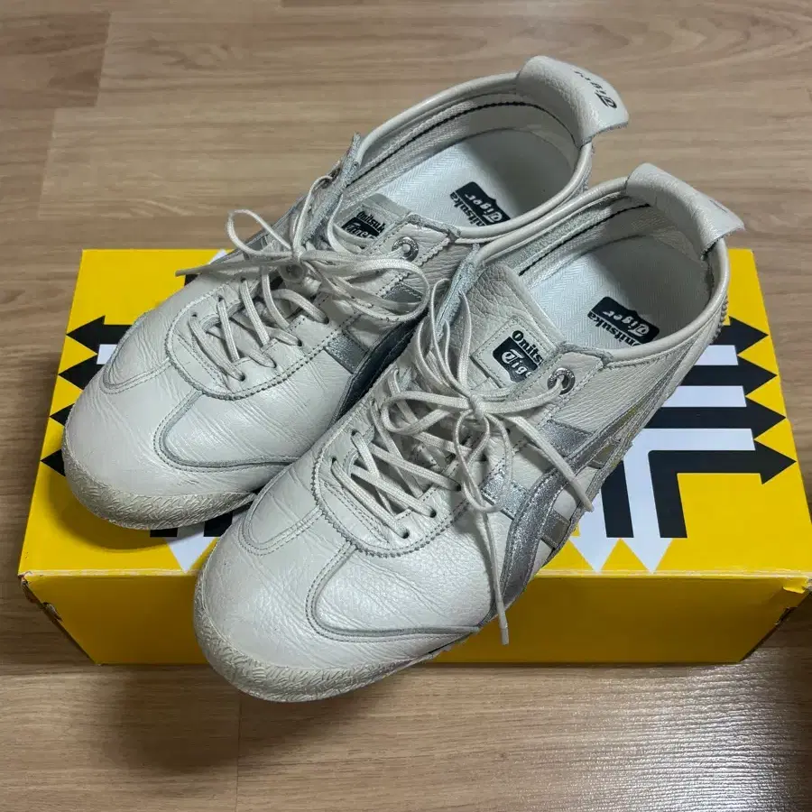 오니츠카타이거 멕시코66