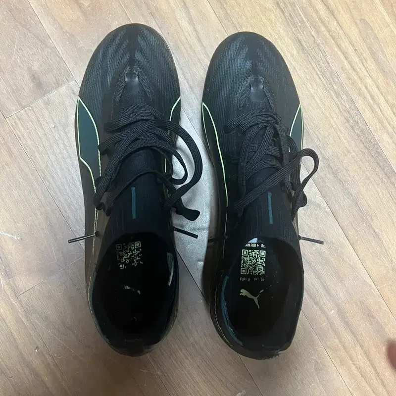 푸마 축구화 블랙 270 쇠뽕